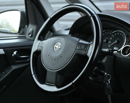 Синий Опель Мерива, объемом двигателя 1.6 л и пробегом 268 тыс. км за 3999 $, фото 27 на Automoto.ua