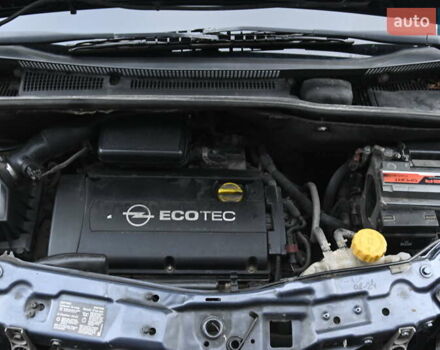 Синий Опель Мерива, объемом двигателя 1.6 л и пробегом 268 тыс. км за 3999 $, фото 32 на Automoto.ua