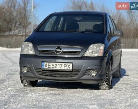 Синий Опель Мерива, объемом двигателя 1.3 л и пробегом 187 тыс. км за 5400 $, фото 1 на Automoto.ua