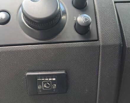 Синий Опель Мерива, объемом двигателя 1.36 л и пробегом 202 тыс. км за 4350 $, фото 26 на Automoto.ua