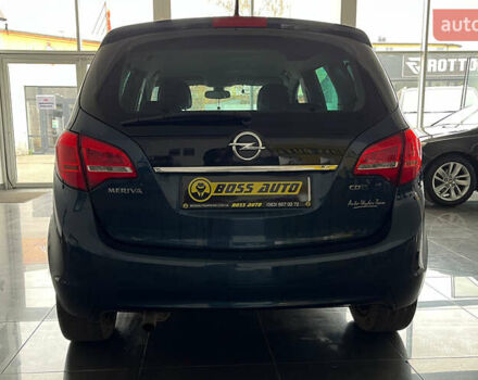 Синий Опель Мерива, объемом двигателя 1.69 л и пробегом 271 тыс. км за 6600 $, фото 5 на Automoto.ua
