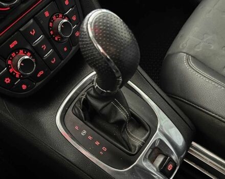 Синий Опель Мерива, объемом двигателя 1.7 л и пробегом 271 тыс. км за 6600 $, фото 16 на Automoto.ua