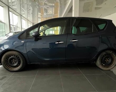 Синий Опель Мерива, объемом двигателя 1.7 л и пробегом 271 тыс. км за 6600 $, фото 3 на Automoto.ua