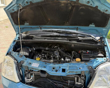 Синий Опель Мерива, объемом двигателя 1.69 л и пробегом 260 тыс. км за 4500 $, фото 18 на Automoto.ua