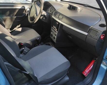 Синій Опель Меріва, об'ємом двигуна 1.7 л та пробігом 258 тис. км за 4000 $, фото 7 на Automoto.ua