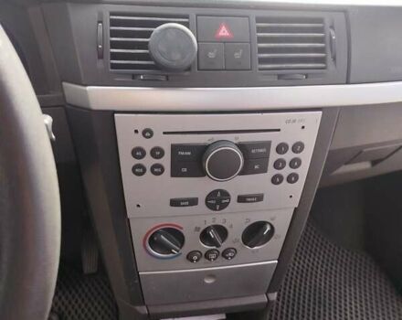 Синий Опель Мерива, объемом двигателя 1.6 л и пробегом 185 тыс. км за 4300 $, фото 34 на Automoto.ua