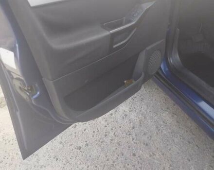 Синий Опель Мерива, объемом двигателя 1.6 л и пробегом 185 тыс. км за 4300 $, фото 24 на Automoto.ua