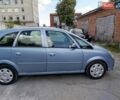 Синий Опель Мерива, объемом двигателя 1.6 л и пробегом 243 тыс. км за 4800 $, фото 3 на Automoto.ua