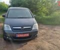 Синий Опель Мерива, объемом двигателя 1.4 л и пробегом 201 тыс. км за 5200 $, фото 3 на Automoto.ua