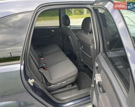 Синий Опель Мерива, объемом двигателя 1.4 л и пробегом 214 тыс. км за 4950 $, фото 19 на Automoto.ua