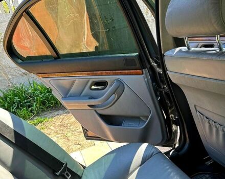 Синий Опель Мерива, объемом двигателя 1.7 л и пробегом 249 тыс. км за 3600 $, фото 1 на Automoto.ua