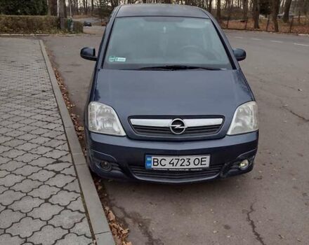 Синий Опель Мерива, объемом двигателя 1.6 л и пробегом 227 тыс. км за 4900 $, фото 1 на Automoto.ua