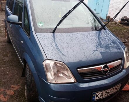 Синий Опель Мерива, объемом двигателя 1.6 л и пробегом 320 тыс. км за 3500 $, фото 1 на Automoto.ua
