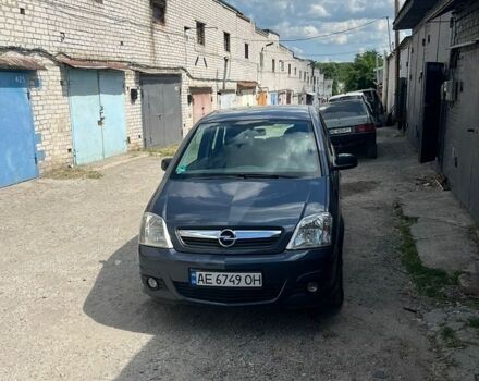 Синий Опель Мерива, объемом двигателя 1.6 л и пробегом 285 тыс. км за 3700 $, фото 1 на Automoto.ua