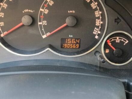 Синий Опель Мерива, объемом двигателя 1.6 л и пробегом 190 тыс. км за 4900 $, фото 1 на Automoto.ua