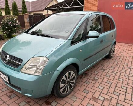 Зеленый Опель Мерива, объемом двигателя 1.6 л и пробегом 140 тыс. км за 4699 $, фото 3 на Automoto.ua