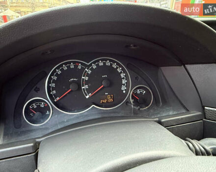 Зеленый Опель Мерива, объемом двигателя 1.6 л и пробегом 242 тыс. км за 4000 $, фото 7 на Automoto.ua