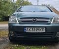 Зеленый Опель Мерива, объемом двигателя 1.6 л и пробегом 320 тыс. км за 5500 $, фото 3 на Automoto.ua