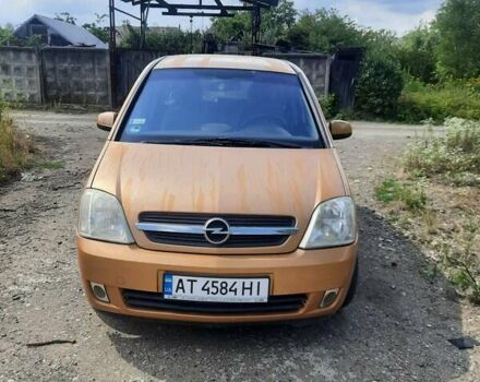 Оранжевый Опель Мерива, объемом двигателя 1.6 л и пробегом 212 тыс. км за 3200 $, фото 3 на Automoto.ua