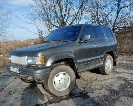 Серый Опель Монтерей, объемом двигателя 3.2 л и пробегом 270 тыс. км за 3500 $, фото 5 на Automoto.ua