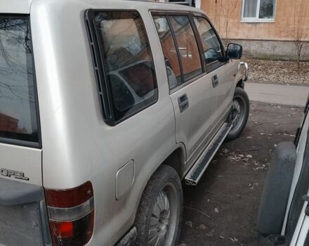 Серый Опель Монтерей, объемом двигателя 3.1 л и пробегом 238 тыс. км за 5600 $, фото 4 на Automoto.ua