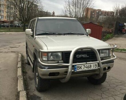Сірий Опель Монтерей, об'ємом двигуна 3.2 л та пробігом 284 тис. км за 6000 $, фото 1 на Automoto.ua