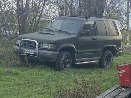 Зеленый Опель Монтерей, объемом двигателя 3.1 л и пробегом 400 тыс. км за 1500 $, фото 1 на Automoto.ua