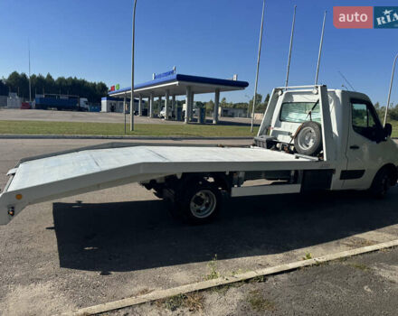 Белый Опель Movano, объемом двигателя 2.3 л и пробегом 358 тыс. км за 21000 $, фото 4 на Automoto.ua