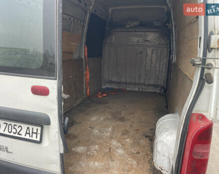 Белый Опель Movano, объемом двигателя 0 л и пробегом 191 тыс. км за 4000 $, фото 3 на Automoto.ua