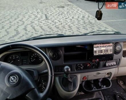 Білий Опель Movano, об'ємом двигуна 2.5 л та пробігом 400 тис. км за 7500 $, фото 1 на Automoto.ua