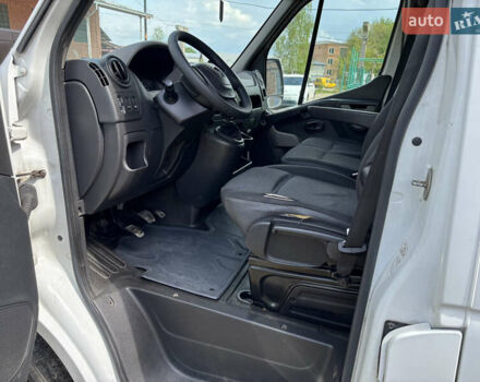 Белый Опель Movano, объемом двигателя 2.3 л и пробегом 390 тыс. км за 9999 $, фото 16 на Automoto.ua