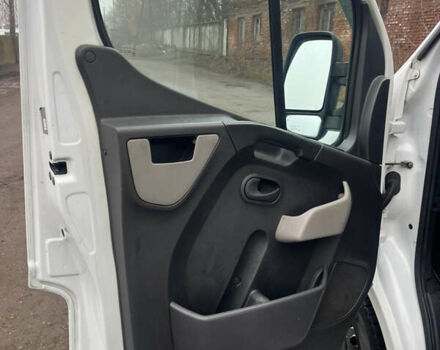 Білий Опель Movano, об'ємом двигуна 2.3 л та пробігом 410 тис. км за 15000 $, фото 10 на Automoto.ua