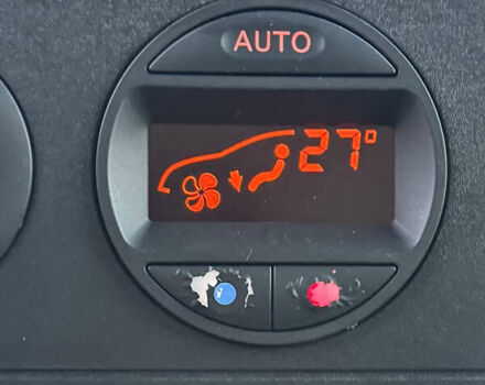 Белый Опель Movano, объемом двигателя 2.3 л и пробегом 340 тыс. км за 22499 $, фото 4 на Automoto.ua