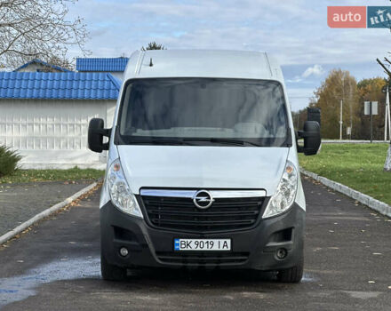 Белый Опель Movano, объемом двигателя 2.3 л и пробегом 284 тыс. км за 15700 $, фото 1 на Automoto.ua