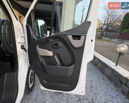 Белый Опель Movano, объемом двигателя 2.3 л и пробегом 262 тыс. км за 18600 $, фото 49 на Automoto.ua