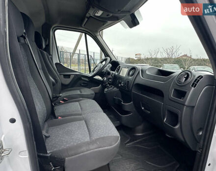 Білий Опель Movano, об'ємом двигуна 2.3 л та пробігом 274 тис. км за 17800 $, фото 19 на Automoto.ua