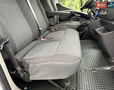 Білий Опель Movano, об'ємом двигуна 0 л та пробігом 156 тис. км за 17400 $, фото 64 на Automoto.ua