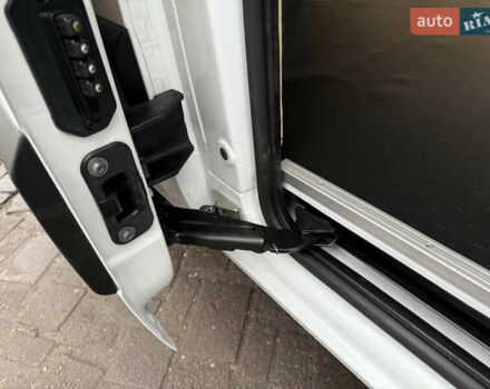 Білий Опель Movano, об'ємом двигуна 0 л та пробігом 156 тис. км за 17400 $, фото 82 на Automoto.ua