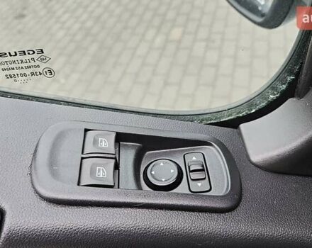 Білий Опель Movano, об'ємом двигуна 2.3 л та пробігом 173 тис. км за 22550 $, фото 39 на Automoto.ua