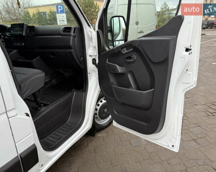 Білий Опель Movano, об'ємом двигуна 0 л та пробігом 156 тис. км за 17400 $, фото 58 на Automoto.ua