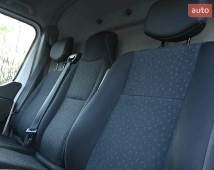 Білий Опель Movano, об'ємом двигуна 2.3 л та пробігом 283 тис. км за 16900 $, фото 20 на Automoto.ua