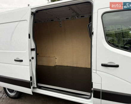 Білий Опель Movano, об'ємом двигуна 0 л та пробігом 156 тис. км за 17400 $, фото 80 на Automoto.ua