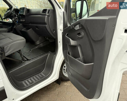 Білий Опель Movano, об'ємом двигуна 0 л та пробігом 156 тис. км за 17400 $, фото 60 на Automoto.ua