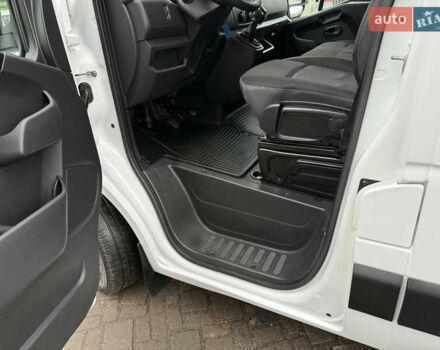 Білий Опель Movano, об'ємом двигуна 0 л та пробігом 156 тис. км за 17400 $, фото 43 на Automoto.ua