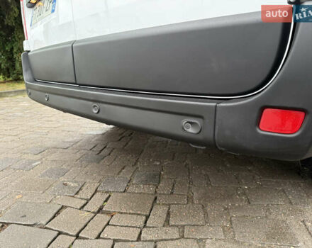 Білий Опель Movano, об'ємом двигуна 0 л та пробігом 156 тис. км за 17400 $, фото 23 на Automoto.ua