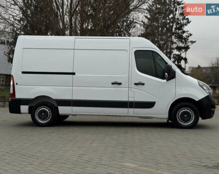 Белый Опель Movano, объемом двигателя 0 л и пробегом 160 тыс. км за 18900 $, фото 3 на Automoto.ua