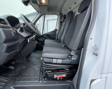 Білий Опель Movano, об'ємом двигуна 2.3 л та пробігом 217 тис. км за 18000 $, фото 19 на Automoto.ua