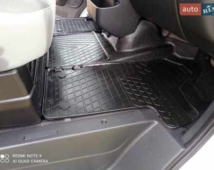 Белый Опель Movano, объемом двигателя 2.3 л и пробегом 203 тыс. км за 17950 $, фото 22 на Automoto.ua