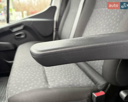 Білий Опель Movano, об'ємом двигуна 0 л та пробігом 156 тис. км за 17400 $, фото 46 на Automoto.ua