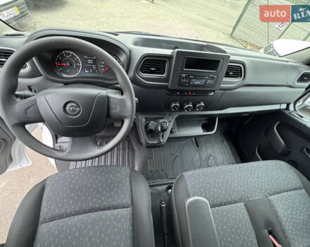 Білий Опель Movano, об'ємом двигуна 2.3 л та пробігом 123 тис. км за 22500 $, фото 15 на Automoto.ua